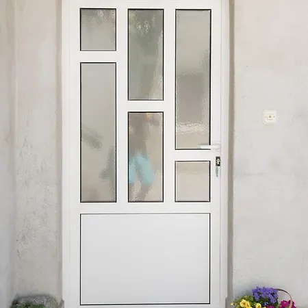 Romana Σίμπενικ